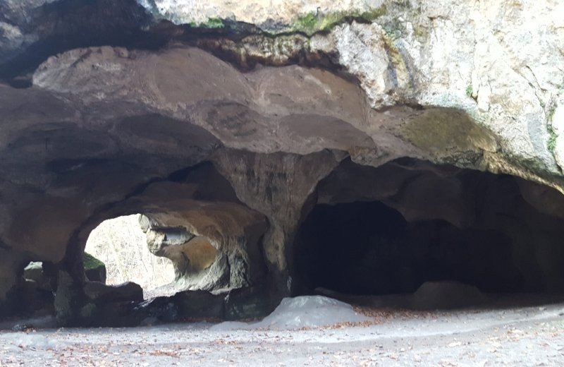 Huel Lee ('Hollow Rock')